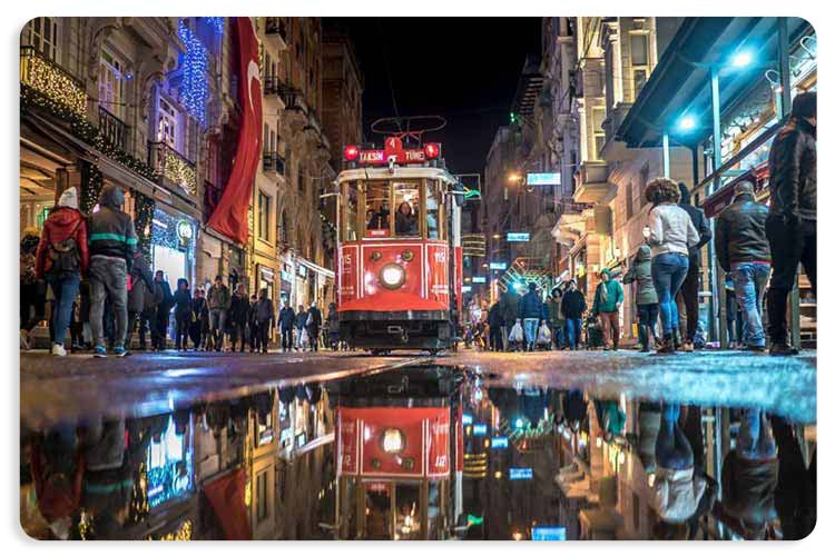 مراکز خرید در خیابان استقلال استانبول