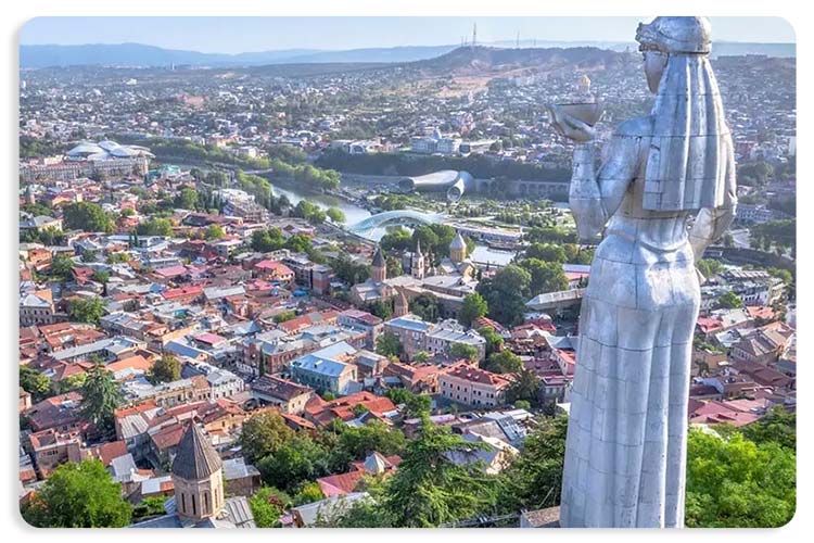 مجسمه مادر